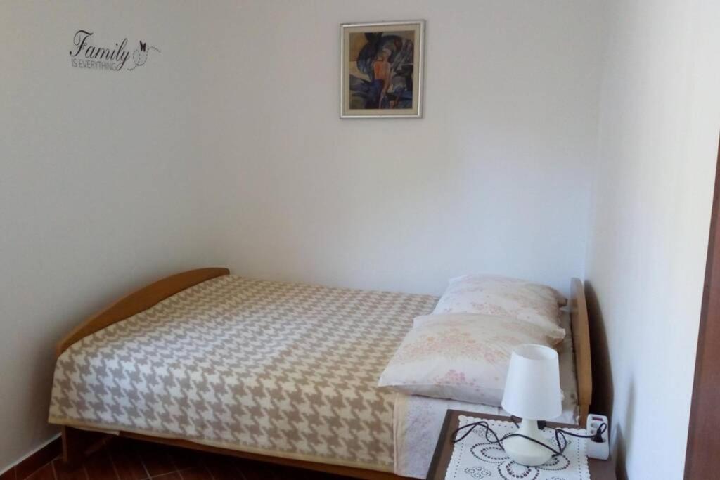 Raša Apartment Zdenka מראה חיצוני תמונה