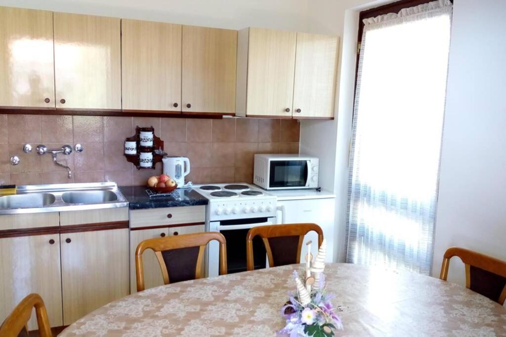 Raša Apartment Zdenka מראה חיצוני תמונה